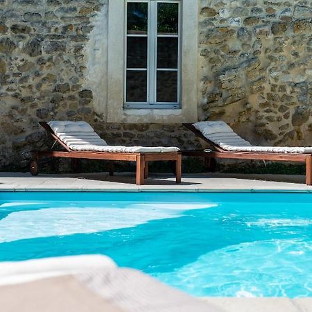 La Maison De Livia, Gite, Chambres Et Table D'Hotes Sauzet (Gard) Dış mekan fotoğraf